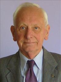 Councillor Reg Lovelock MBE.
